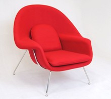 TAPICEROWANY, KOMFORTOWY, AWANGARDOWY FOTEL WOMB DO SALONU I KAWIARNI, HOTELU, POKOJU, SYPIALNI Fotel WOMB jest tapicerowany skóra lub tkaniną. Ma niebanalny kształt i jest bardzo wygodny. Nawiązuje do oryginalnego fotela z 1948 roku zaprojektowanego...